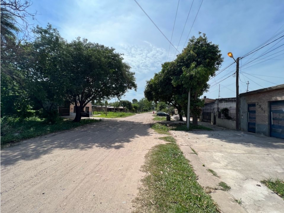 Casa 3 dormitorios con dpto de 1 dormitorio a metros de asfalto — foto 3