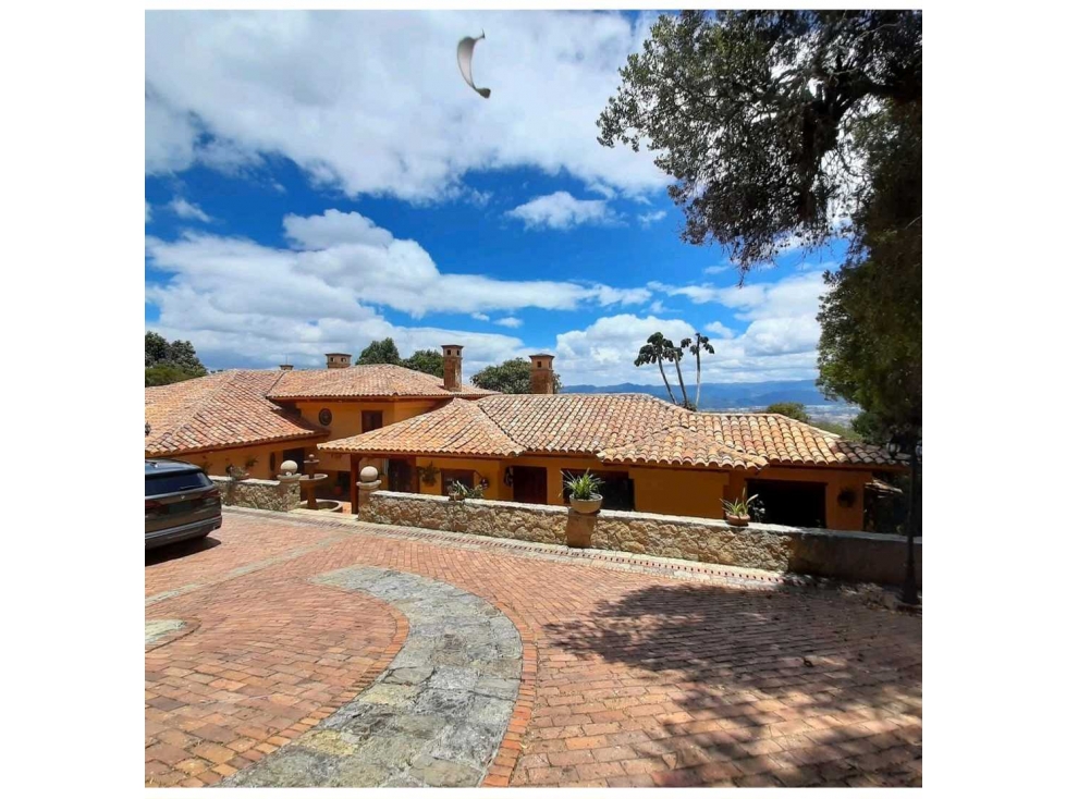 CASA EN VENTA EN FUSCA