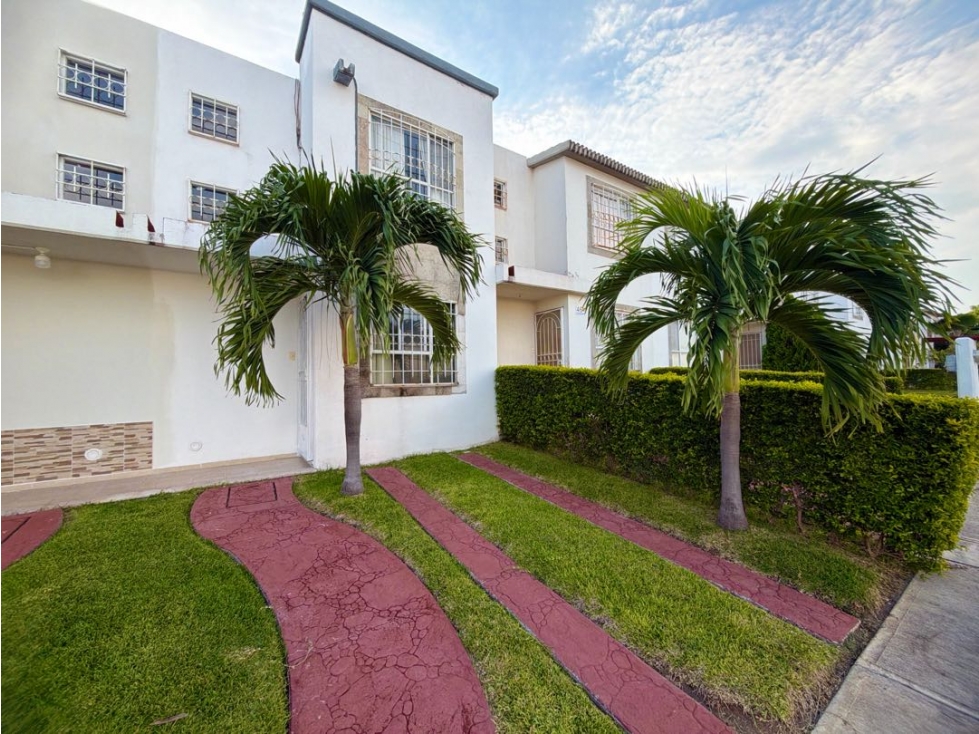 Casa economica con alberca para crédito Infonavit en venta xochitepec