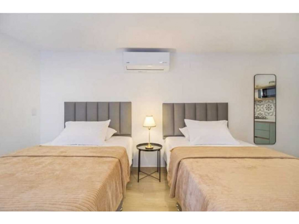 CASA EDIFICIO/ HOTELERO EN VENTA LAURELES, MEDELLÍN — foto 3
