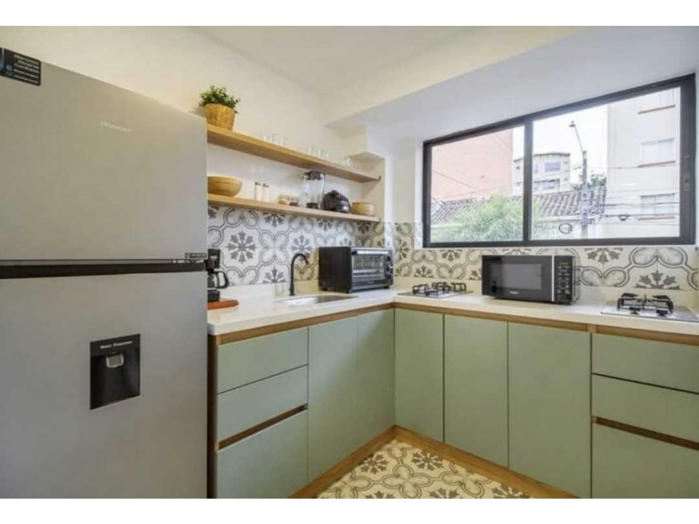 CASA EDIFICIO/ HOTELERO EN VENTA LAURELES, MEDELLÍN — foto 6