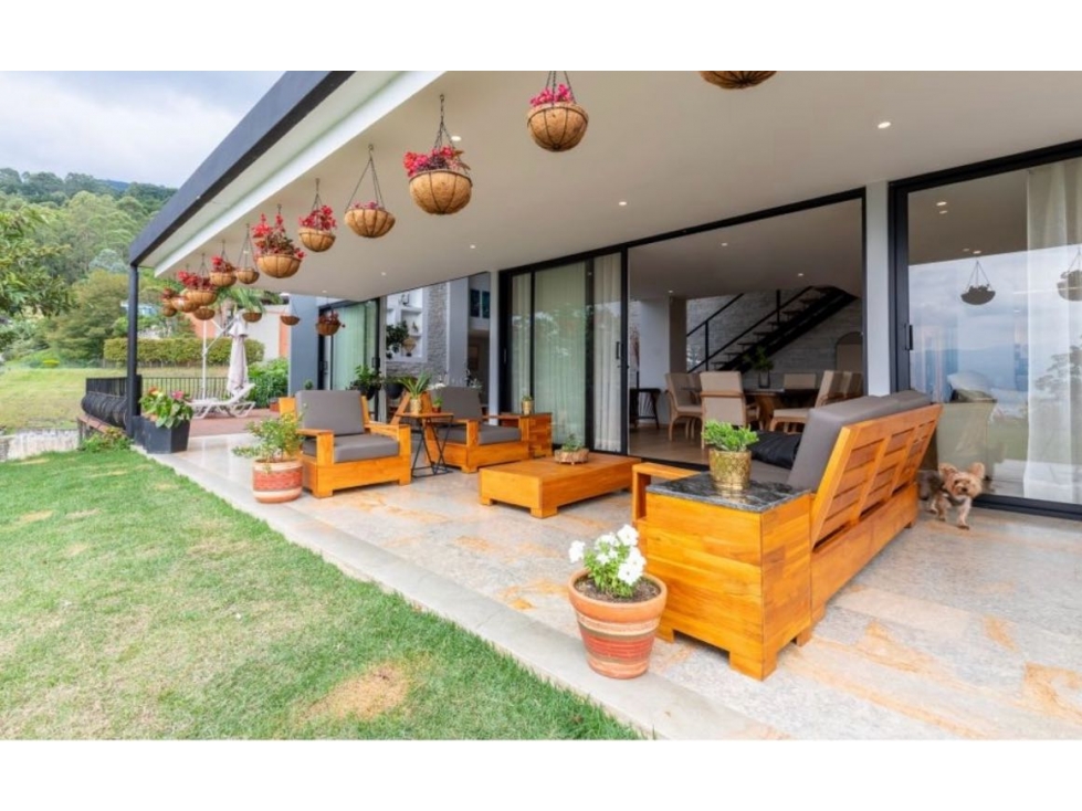 Casa El Poblado amoblada 5350 millones — foto 4