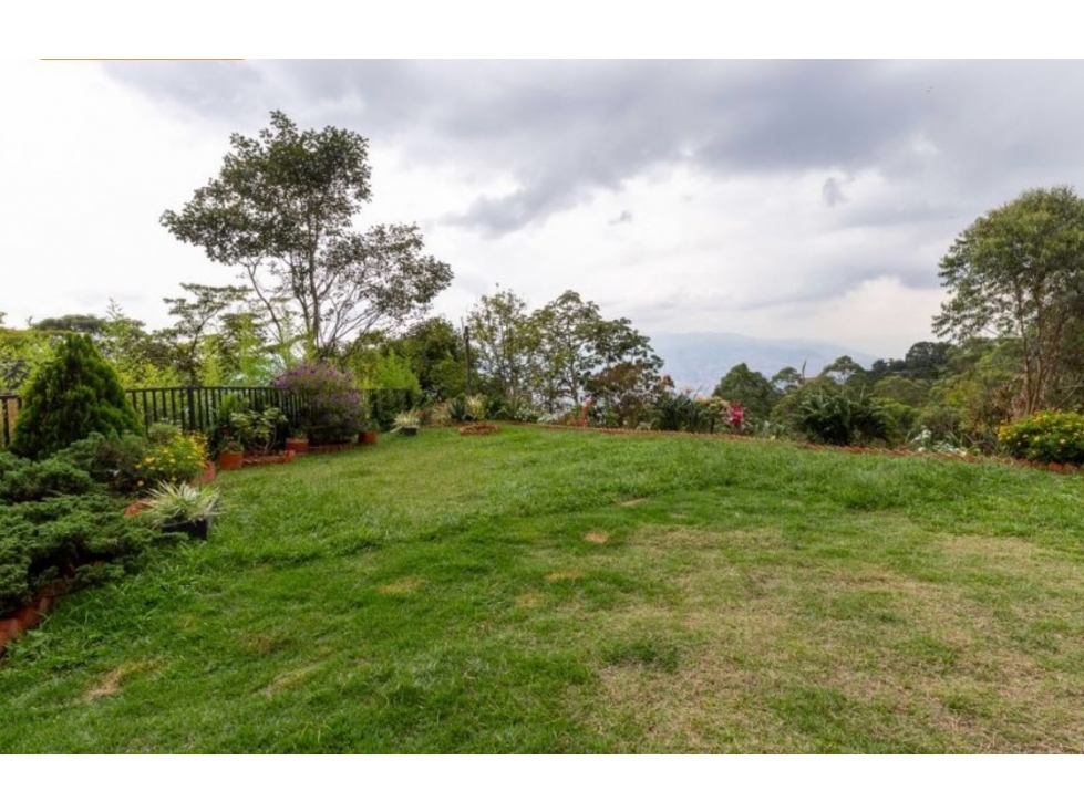 Casa El Poblado amoblada 5350 millones — foto 6