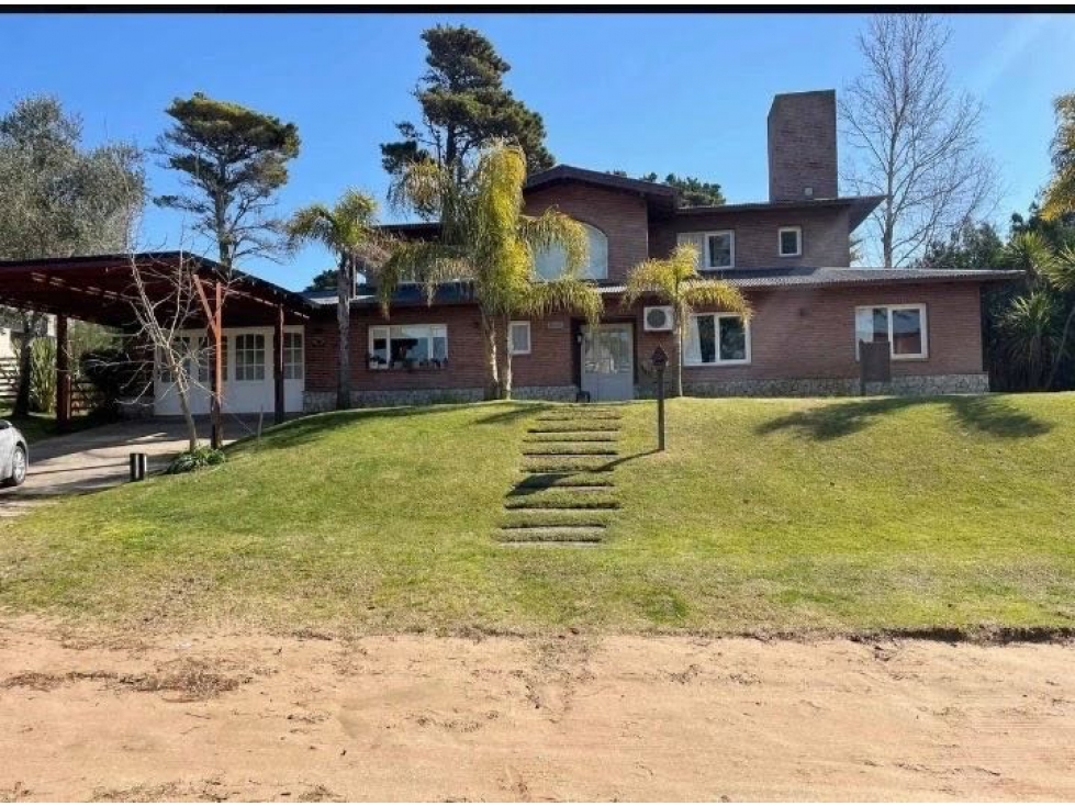 CASA EN ALAMOS PINAMAR ALQUILER TEMPORAL 2026/27 - 2