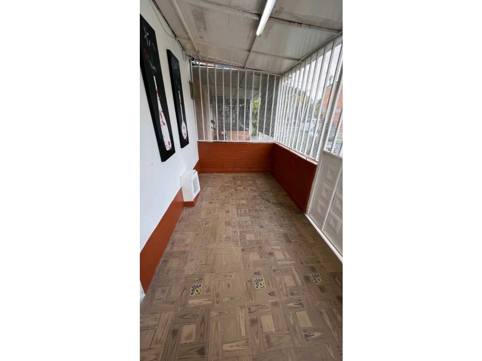 CASA EN ALMENDROS DE LA ITALIA EN VENTA — foto 3