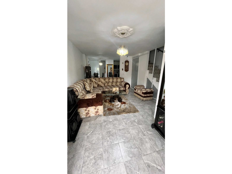 CASA EN ALMENDROS DE LA ITALIA EN VENTA — foto 5