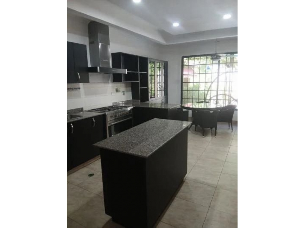 CASA EN ALQUILER ALBROOK — foto 5
