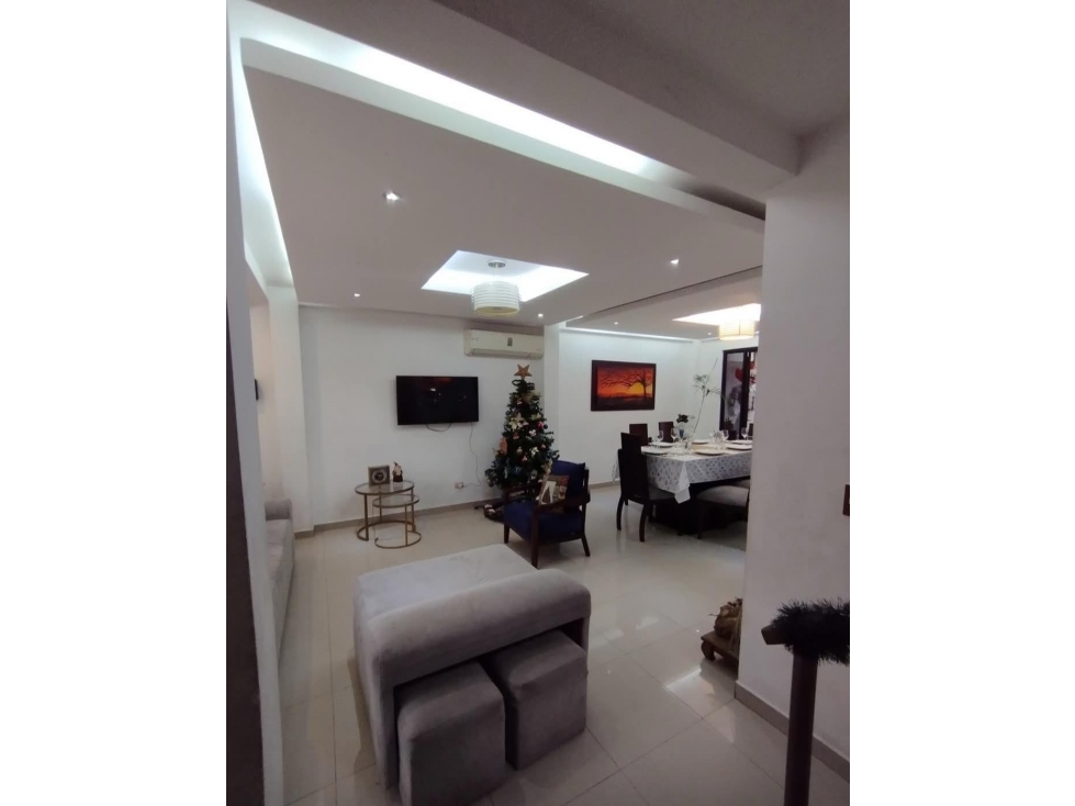 Casa en alquiler - Ciudad Celeste - 2