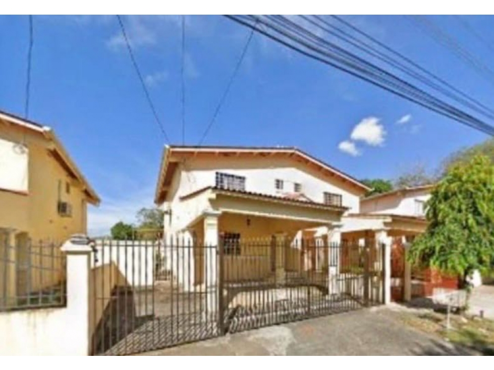 CASA EN ALQUILER / COLINAS DE CERRO VIENTO