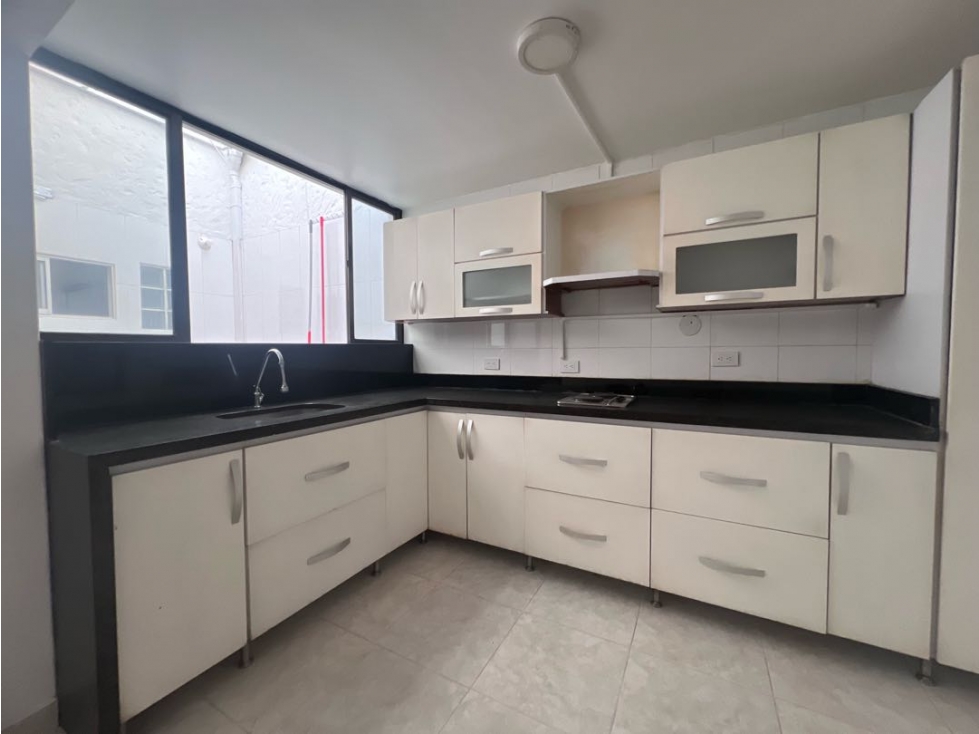 Casa en venta en conquistadores — foto 2