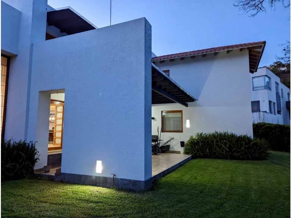 Casa en VENTA en Cumbayá con jardín amplio — foto 5