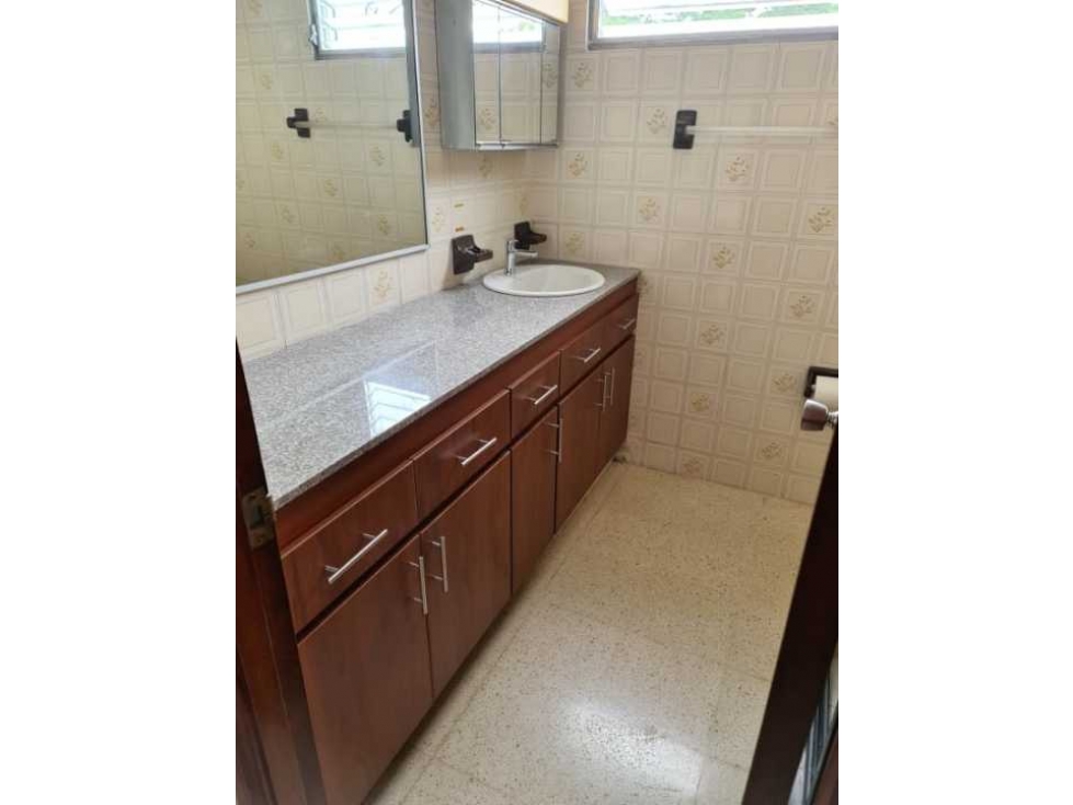 CASA EN ALQUILER EN DOS MARES 3 PISOS — foto 4