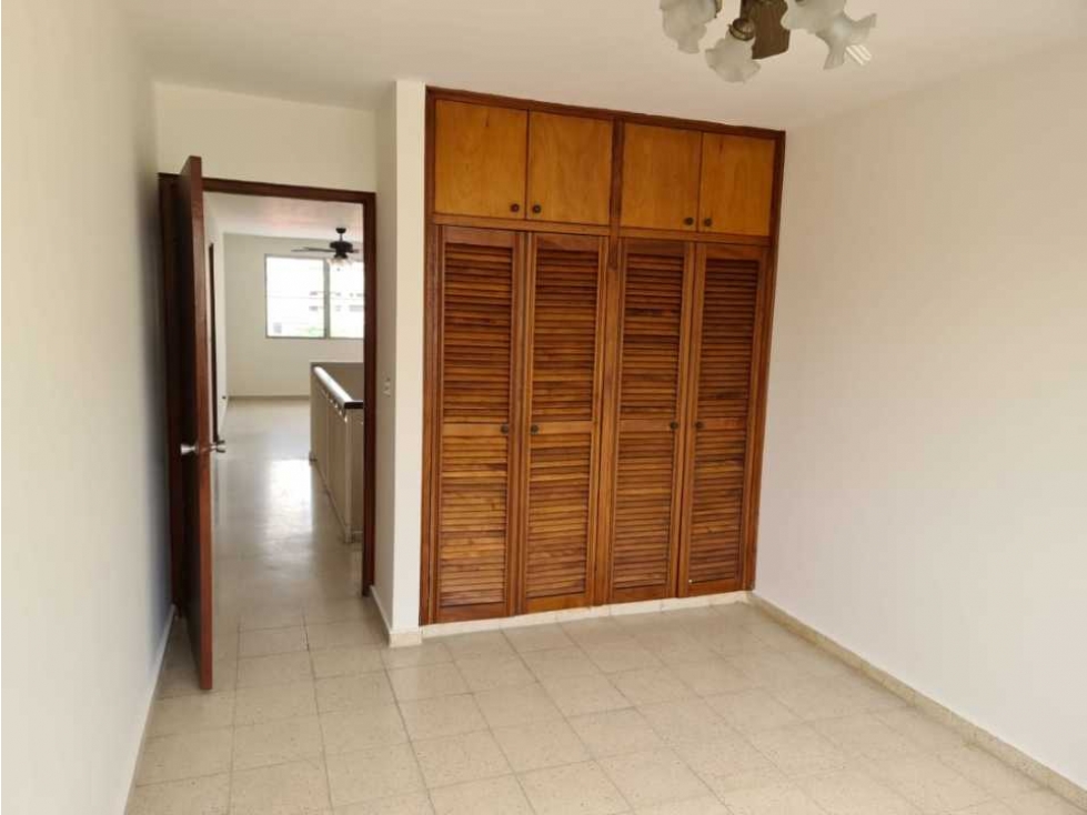 CASA EN ALQUILER EN DOS MARES 3 PISOS — foto 5