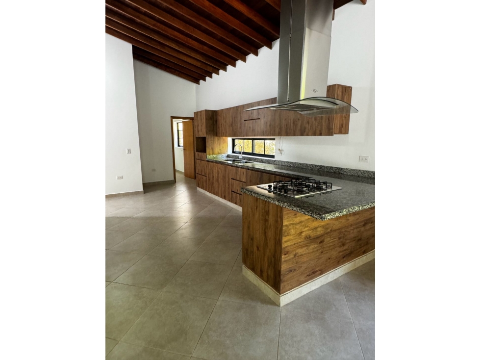 Casa en Alquiler en Envigado Las Antilllas — foto 2