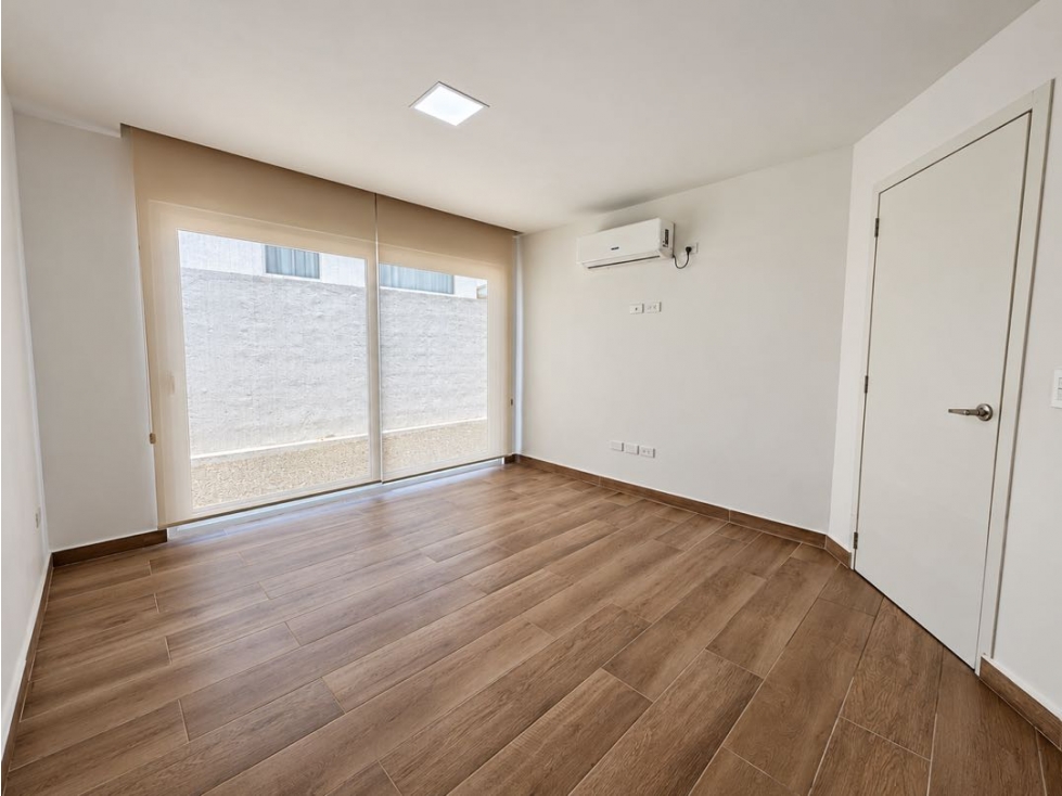 Casa en alquiler en Porto Manta | 3 dormitorios + estudio — foto 4
