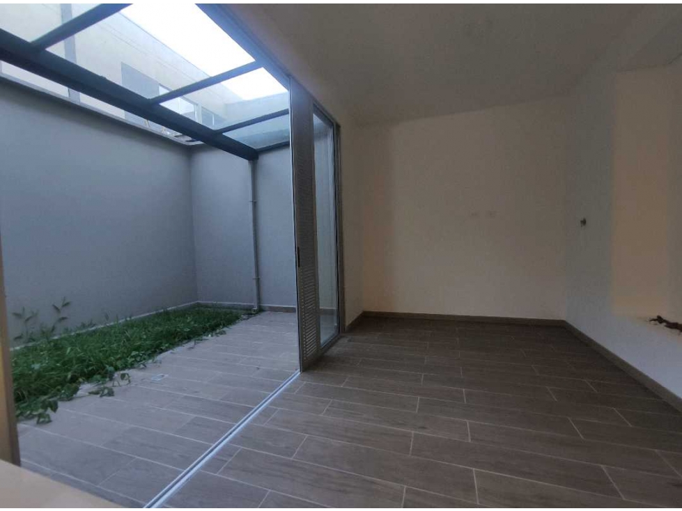 CASA EN ALQUILER o EN VENTA EN UNIDAD CERRADA CON PISCINA — foto 6