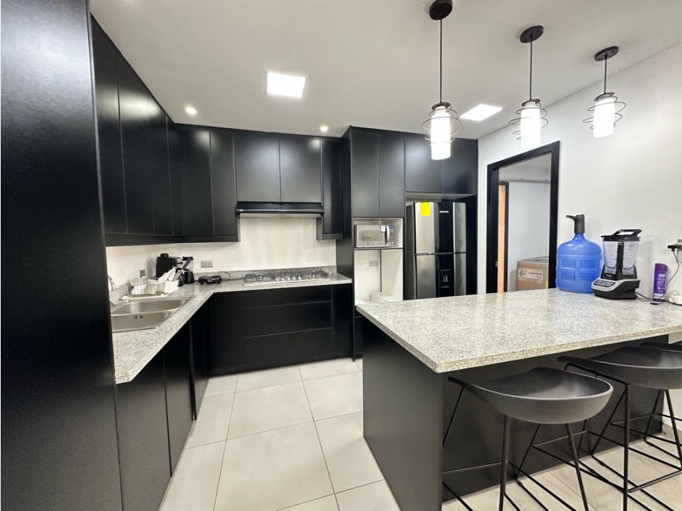 ALQUILER DE CASA AMOBLADA EN URBANIZACION PALERMO, MANTA — foto 4