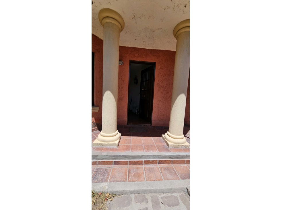 CASA · VENTA · BARRIO PARQUE · 3 DORMITORIOS · PILETA · GODOY CRUZ - 4