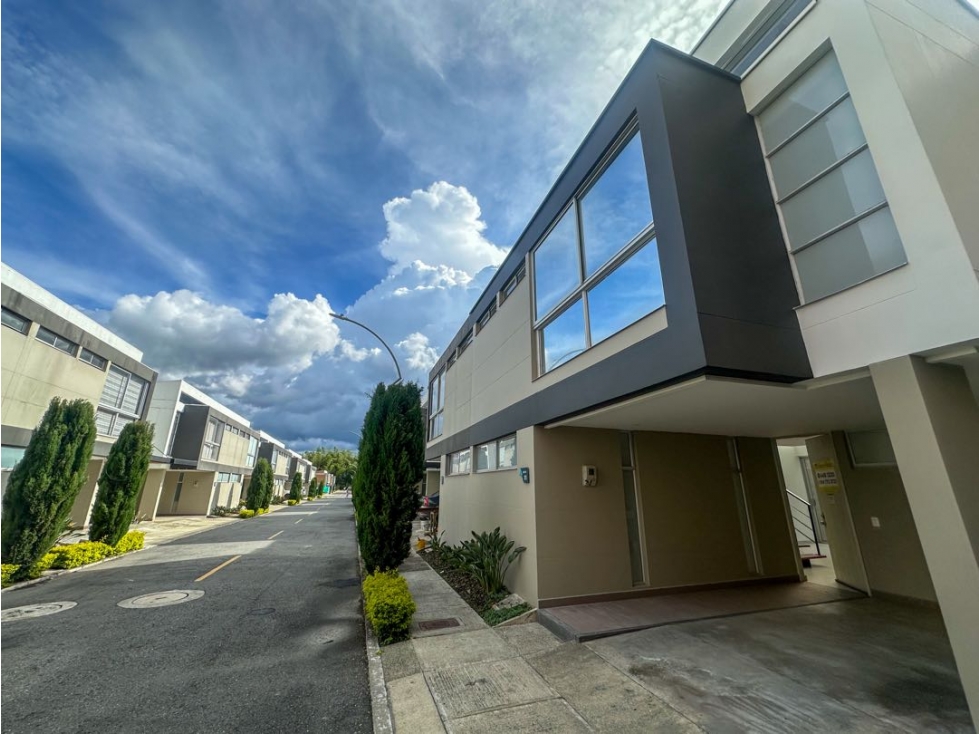 Casa en Alquiler Gualanday