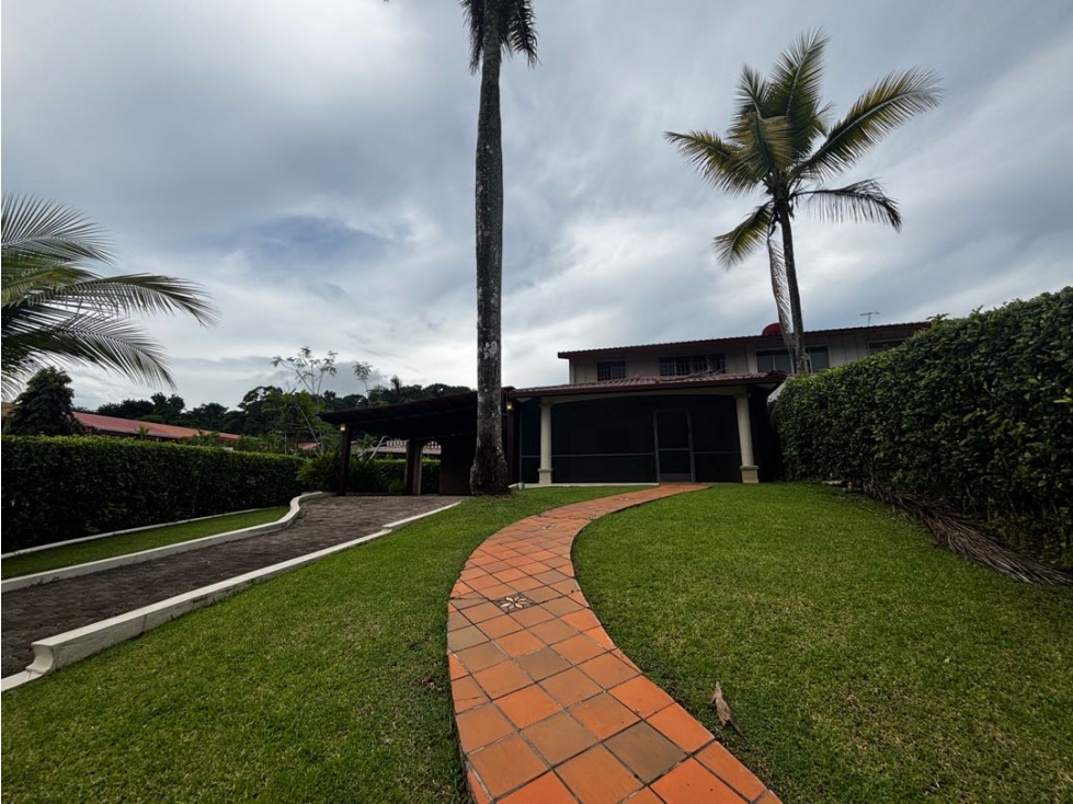 CASA EN ALQUILER VILLAS DE HOWARD