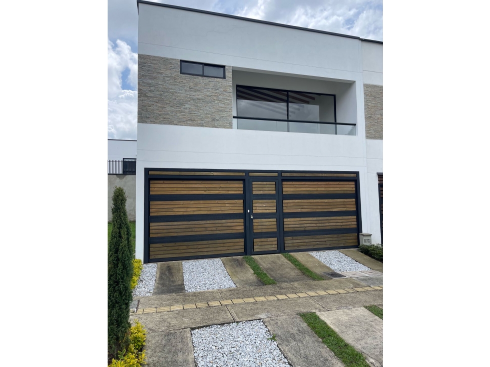 [alquilada]Casa en alquiler o venta sector Gualanday