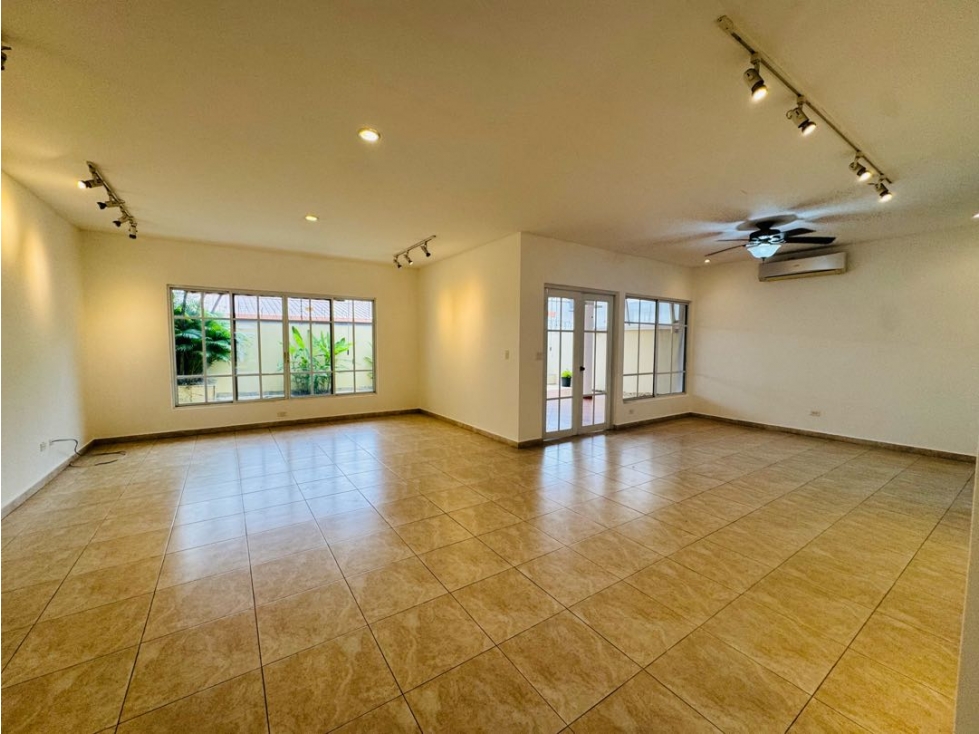 Casa en alquiler PH Palmeras del Este-Costa del Este (BOYM) — foto 4