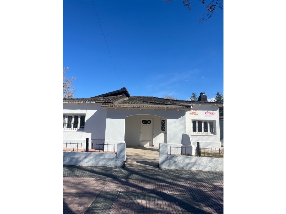 Casa en alquiler sobre calle San Martín,Tyán. Ideal consultorio. - 3