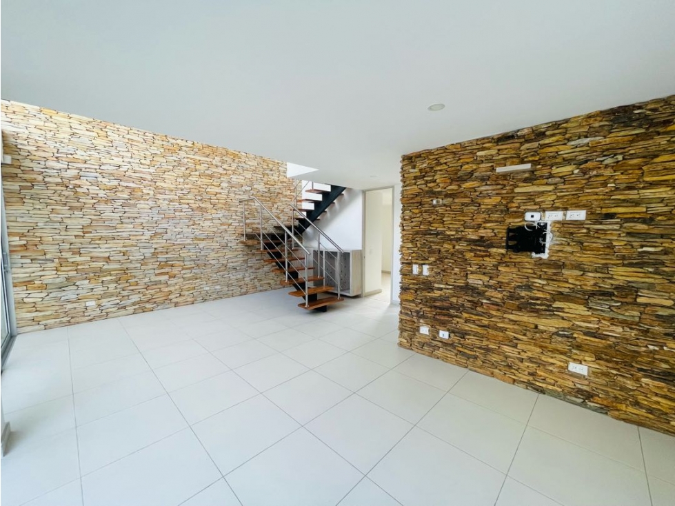 Casa en alquiler ubicada en Llanogrande — foto 4