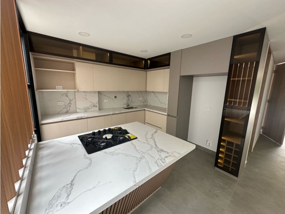 Casa en Alquiler y venta Gualanday Rionegro