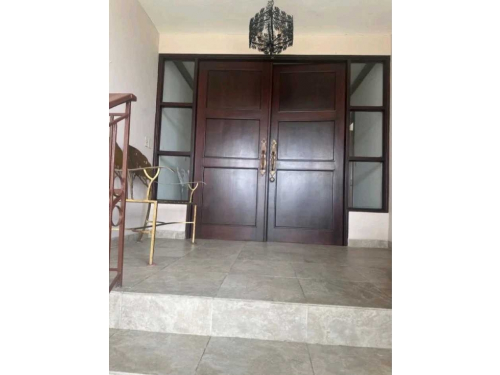 CASA DUPLEX EN ALTOS DEL GOLF EN LOMA ALEGRE 5REC 4.5B 450M2 — foto 3