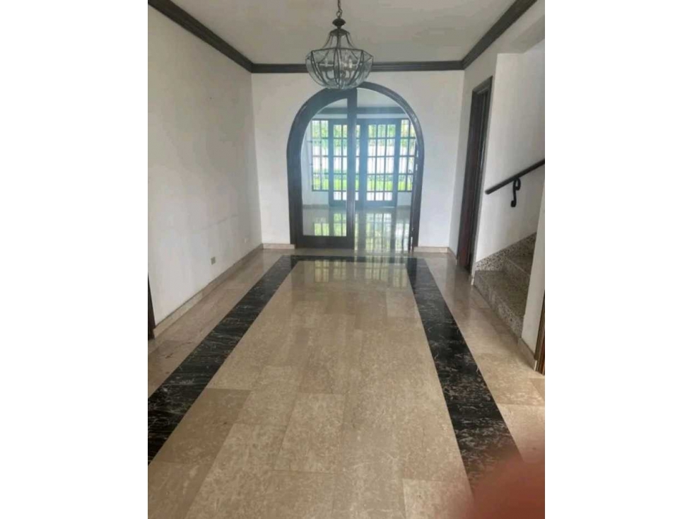 CASA DUPLEX EN ALTOS DEL GOLF EN LOMA ALEGRE 5REC 4.5B 450M2 — foto 4