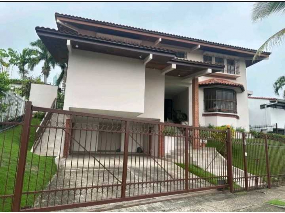 CASA DUPLEX EN ALTOS DEL GOLF EN LOMA ALEGRE 5REC 4.5B 450M2 — foto 5
