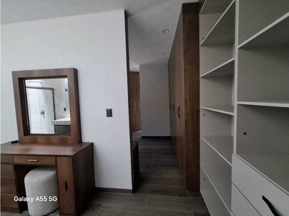 CASA EN ALTOZANO MORELIA DE 3 NIVELES — foto 6
