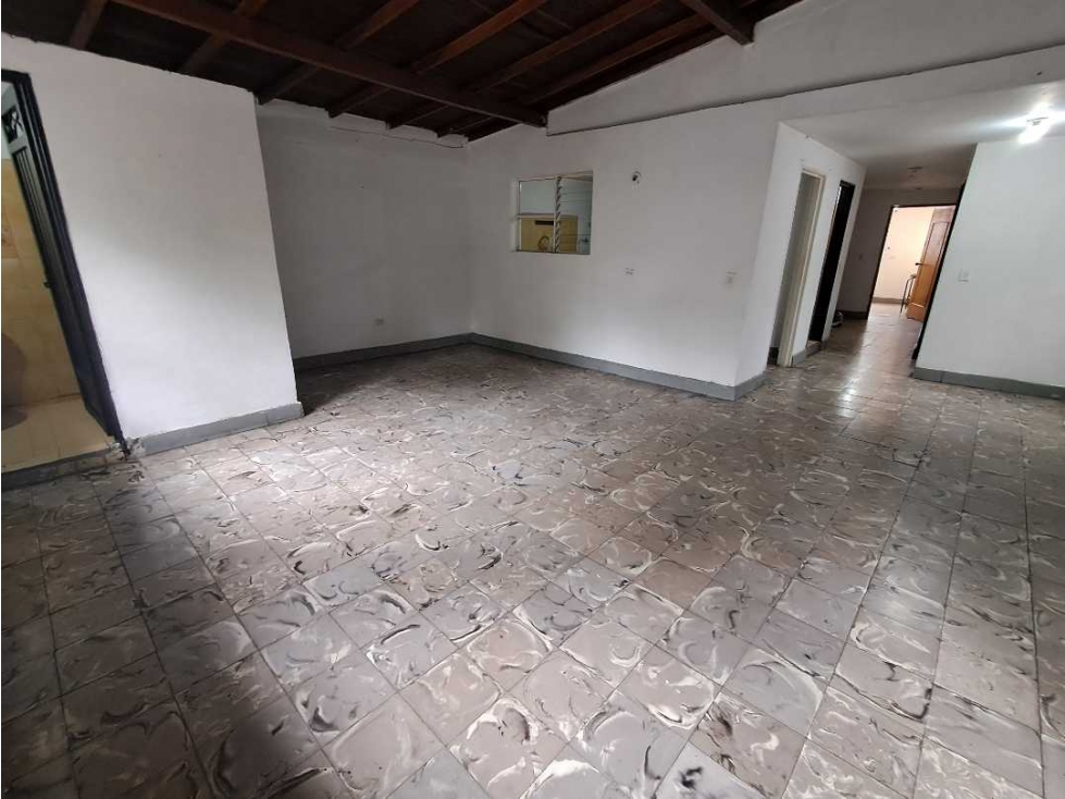 Casa en arriendo 3er Piso Envigado sector San Mateo — foto 3