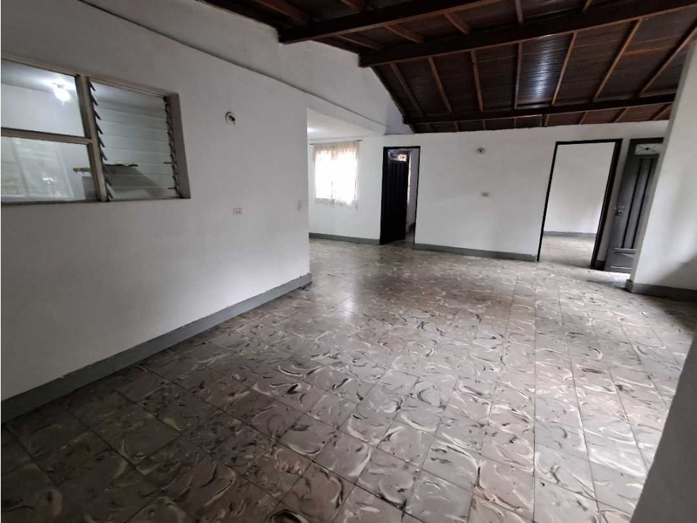 Casa en arriendo 3er Piso Envigado sector San Mateo - 5