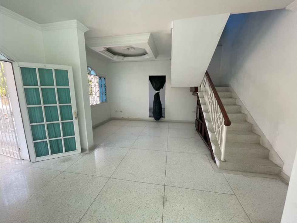 Vendo casa barrio Ciudad Jardín en Barranquilla — foto 3