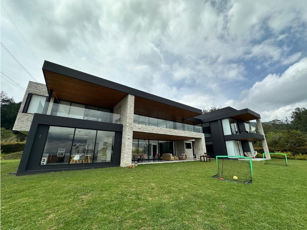 Casa en Arriendo Amoblado en el Tablazo