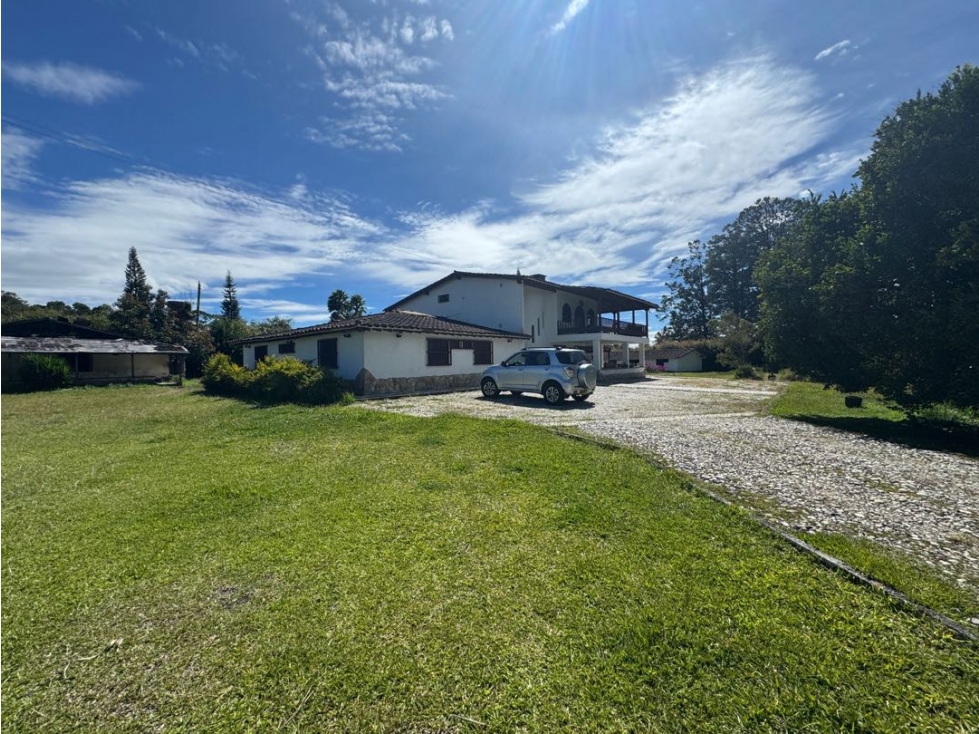 Casa en Venta con pesebreras en Llanogrande — foto 3
