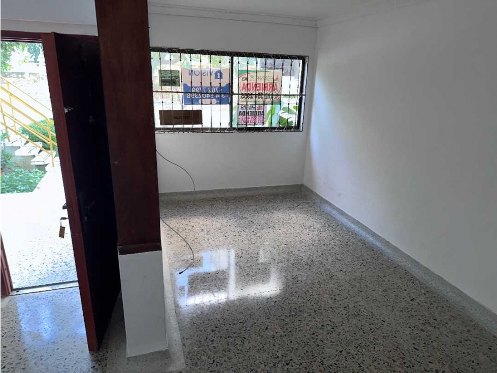 Casa en arriendo de uso residencial o comercial en pasatiempo — foto 2