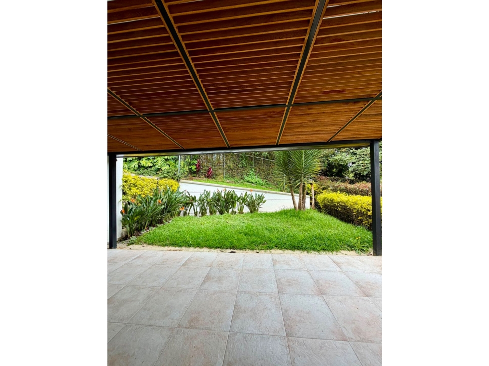 Casa en arriendo en El Retiro Antioquia , sector puro cuero