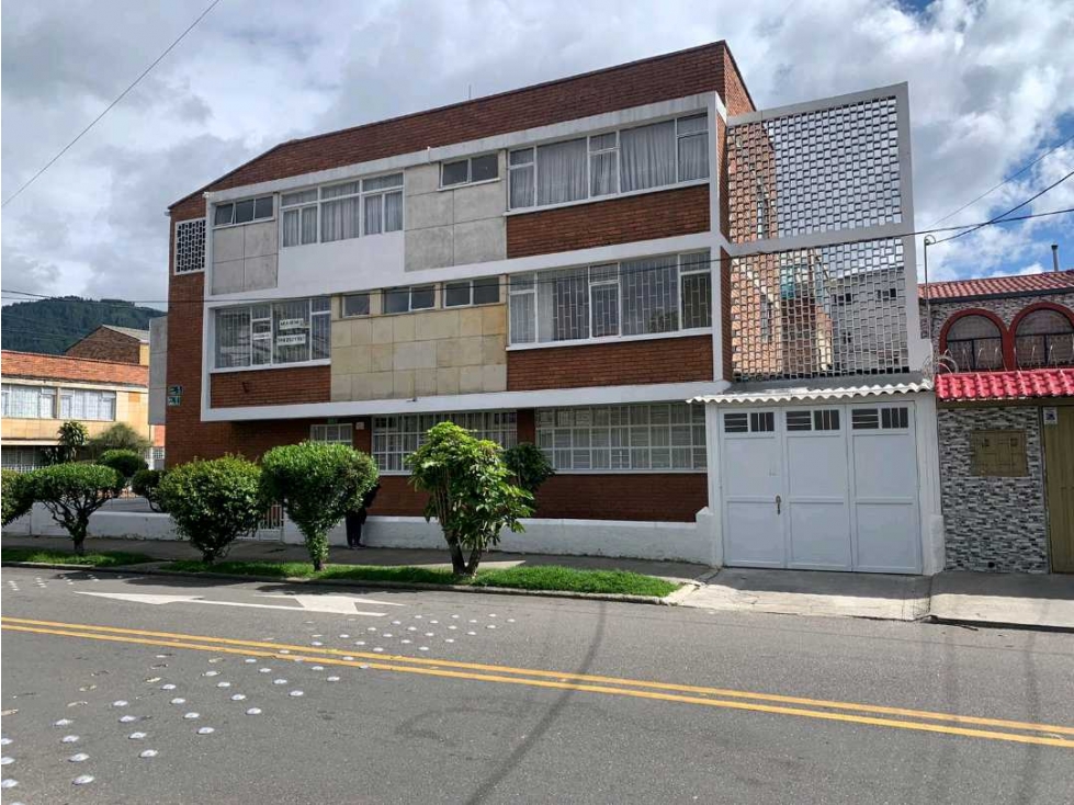CASA EN ARRIENDO EN LA SOLEDAD PISO 1 Y 2 USO COMERCIALO DE OFICINAS