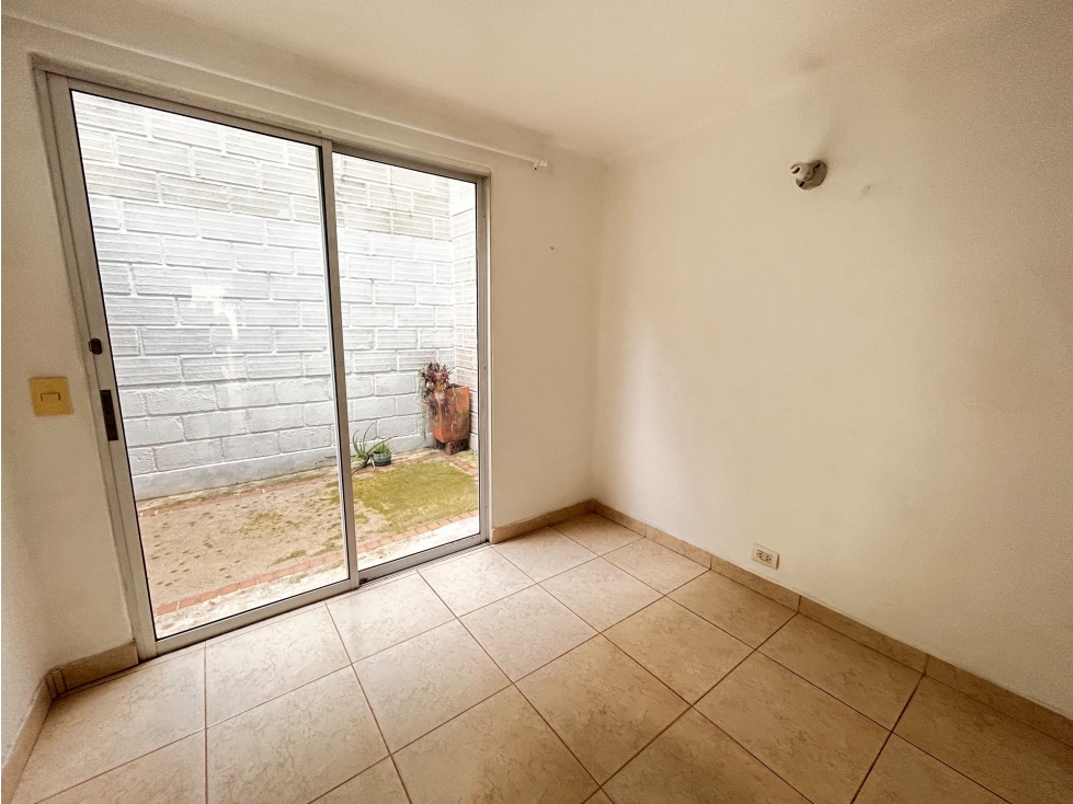 Casa en arriendo en Robledo Pilarica Medellín — foto 6