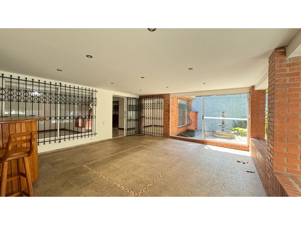 Casa de Lujo de 272m² en Arriendo en San Lucas, El Poblado — foto 2