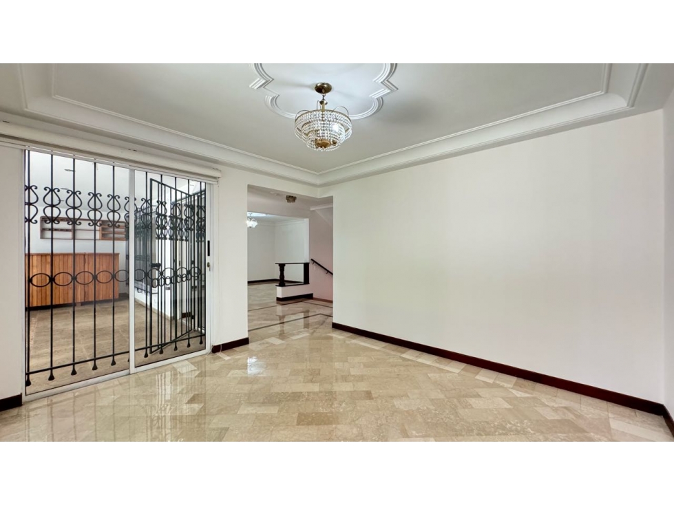 Casa de Lujo de 272m² en Arriendo en San Lucas, El Poblado — foto 4