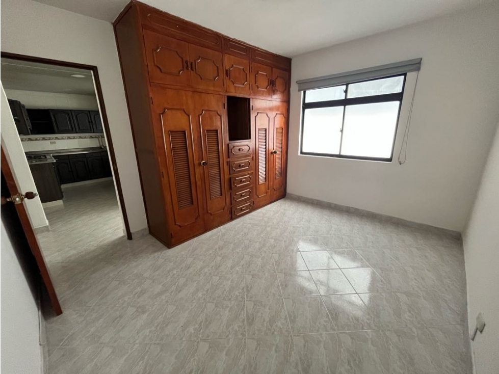 Casa en arriendo Envigado los naranjos — foto 4