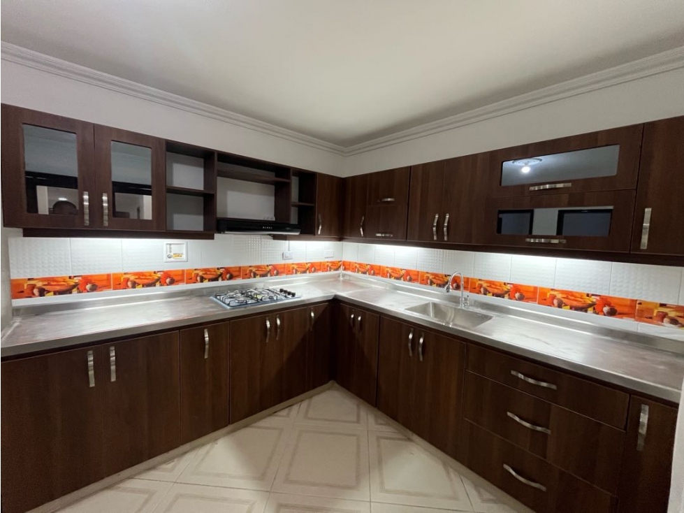 Casa en arriendo envigado primavera 1 piso
