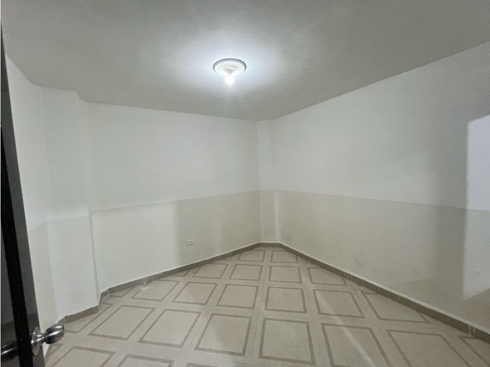 Casa en arriendo envigado primavera 1 piso — foto 5