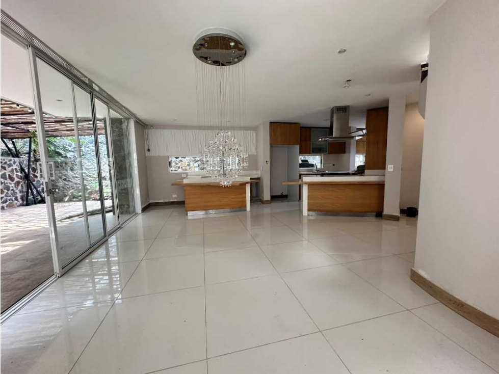 Casa en arriendo las brujas envigado