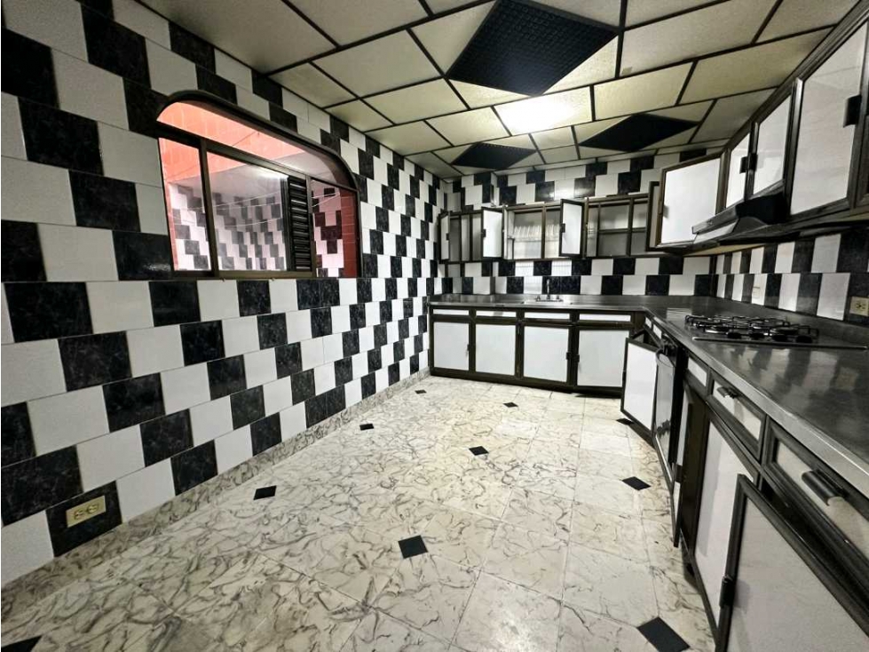 Casa en arriendo Envigado los Naranjos — foto 6