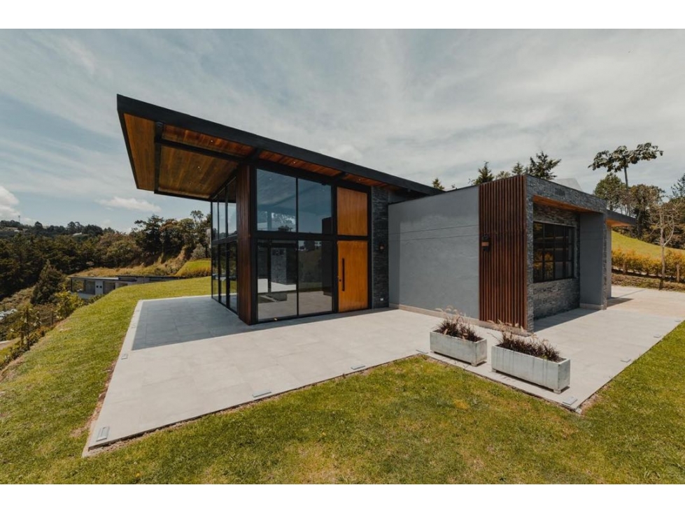 Casa en Arriendo en Altos de las Palmas